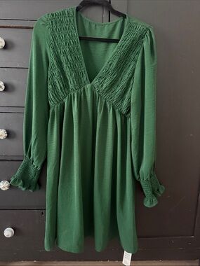 Cupshe Emerald Green Smocked V-Neck Mini Dress